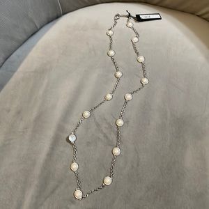 NWT Beautiful Silver and Pearl Necklace